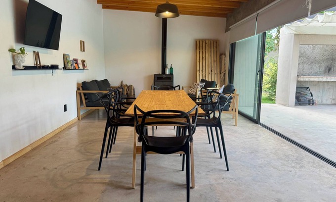 Tupungato Cabina | Lodge con pileta a minutos de la ruta del vino