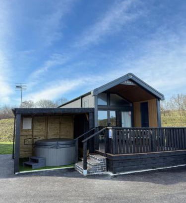 Aberaeron Casa | Lodges at Moody Meadows