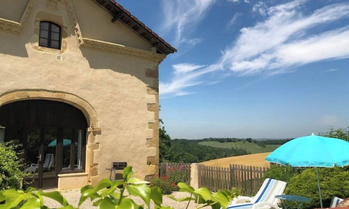 Monpardiac Casa | Lodging in property with swimming pool