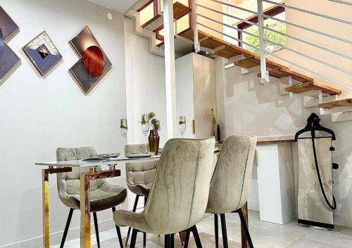 Old Town Apartamento | Loft 37 - Luxe Garden Stay