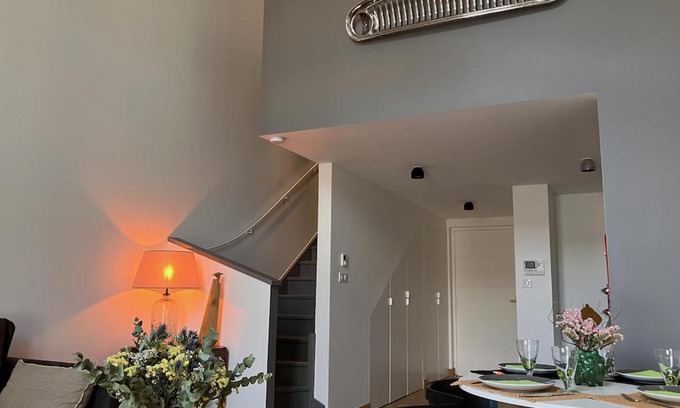 La Rochelle City Centre Apartamento | Loft au Vieux Port