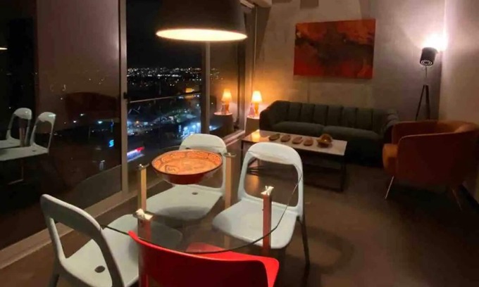 Rohrmoser Apartamento | Loft en Sjo,1 Habitación, Wifi Rápido, Cerca del Aeropuerto