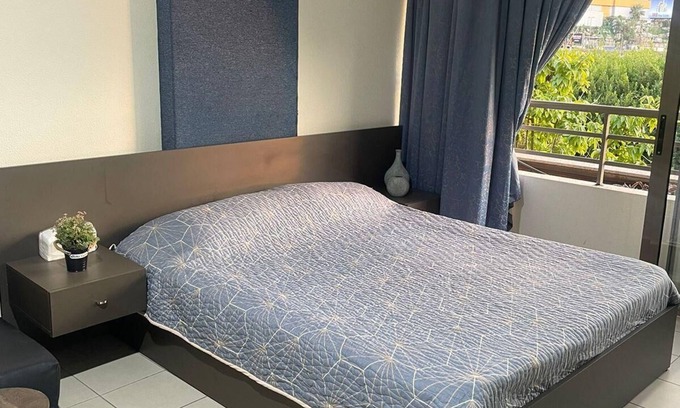 Zouk Mosbeh Apartamento | Loft in Siwar,2 min from Hotel Le Royal,incl motor