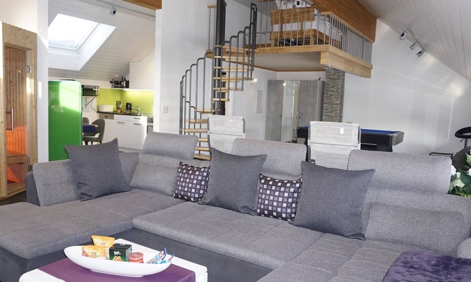 Herisau Apartamento | Loft in the countryside with garden access and sauna