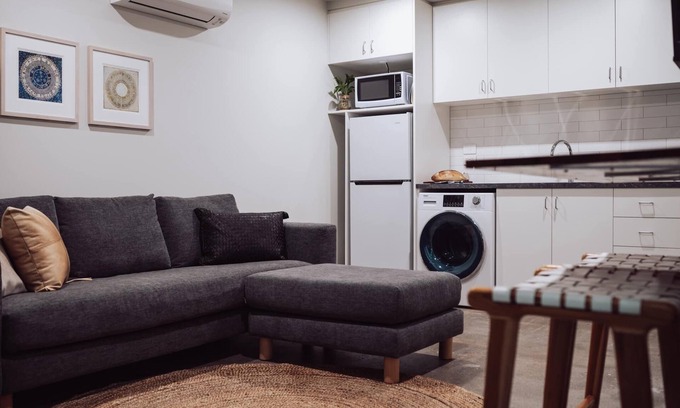 Devonport Apartamento | Loft in the heart of Devonport, with bike storage
