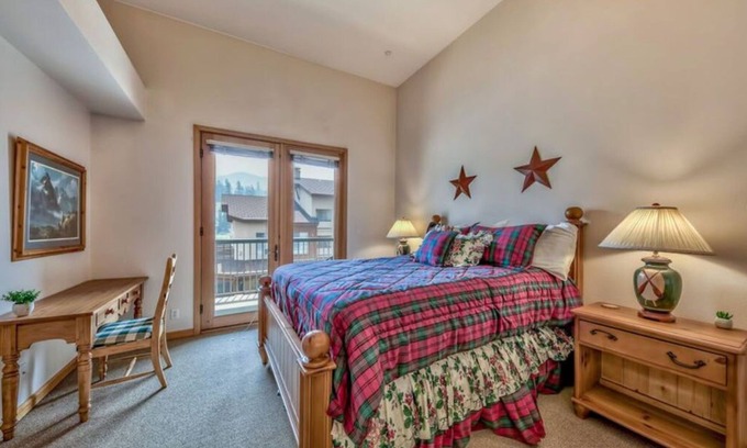 Kirkwood Condominio | Loft Retreat | Ski-in/out Access | Fireplace