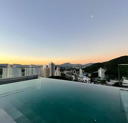 Itoupava Seca Apartamento | LOFT UP 509 | Mobiliado | WIFI | Piscina | Vaga