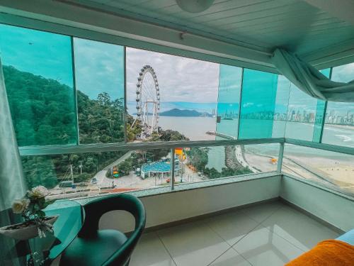 Centro Apartamento | Loft vista panorâmica da Roda gigante e orla de BC