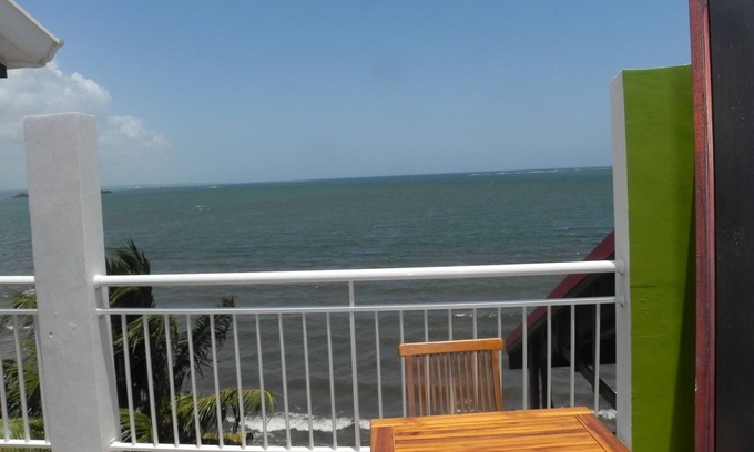 Circuit 1C1 Apartamento | Loft con vistas panorámicas al mar, un alquiler de vacaciones.