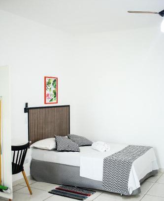 Pindamonhangaba Apartamento | Loft05 COMPLETO AR INTERNET GARAGEM próx Aparecida e Indústrias