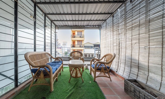 Daun Penh Apartamento | Lofty Comfort Stay-Relax by Soben Home