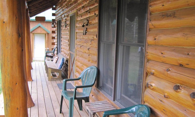 Munising Cabaña | Todo el mundo necesita un poco de "tiempo fuera"