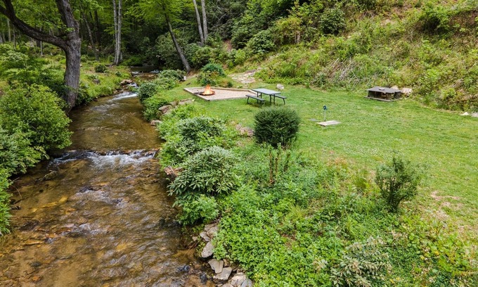 Pisgah Forest Casa | Alquiler de cabañas de vacaciones