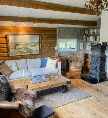 Austbygde Casa | Log Cabin With View Of Gaustatoppen
