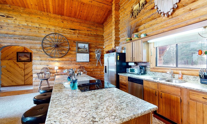 Pagosa Springs Casa | Log home with firepit, deck, & mountain view - dogs OK