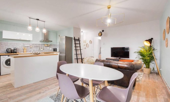 Saint-Max Apartamento | Logement avec parking privatif au pied du tram