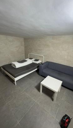 Sint-Jans-Molenbeek Apartamento | Logement privé sous sol accès autonome