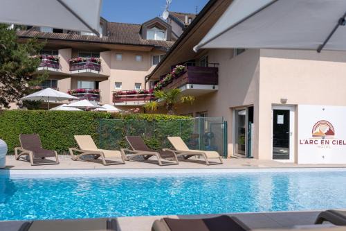 Thonon-les-Bains Hotel | Logis Hotel Arc En Ciel