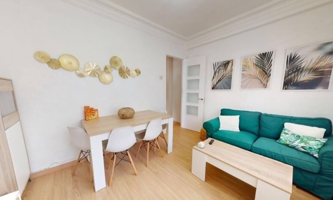 Romareda Apartamento | LOIRA SAN JUAN DE LA CRUZ: Moderno y Céntrico