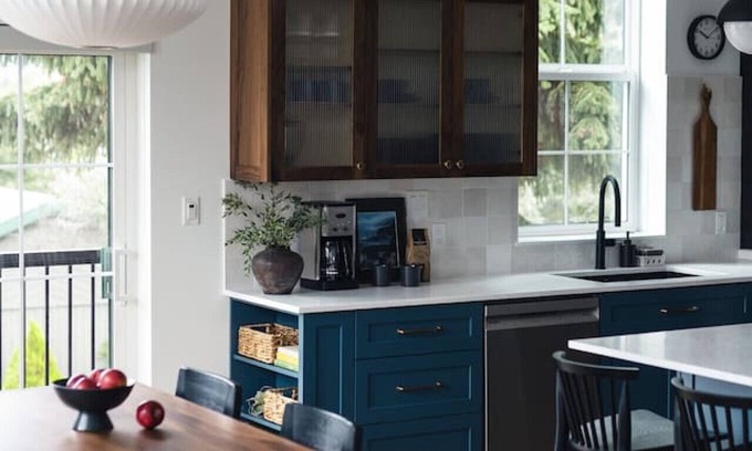 Kaslo Condominio | Loki’s Loft and Cellar