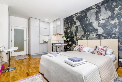 Novi Beograd Apartamento | Loko Savada