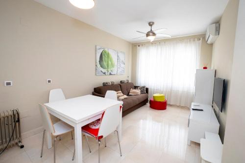 Nerja Apartamento | Lolina Náutica