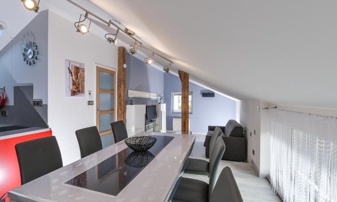 Montmerle-sur-Saone Apartamento | L’olivier