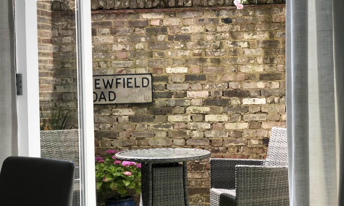 East Putney Apartamento | London-apartment-sleeps2-privateentrance