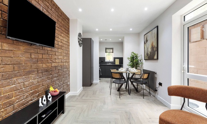 Grove Green Apartamento | London Cosy 2 bedroom house with Garden