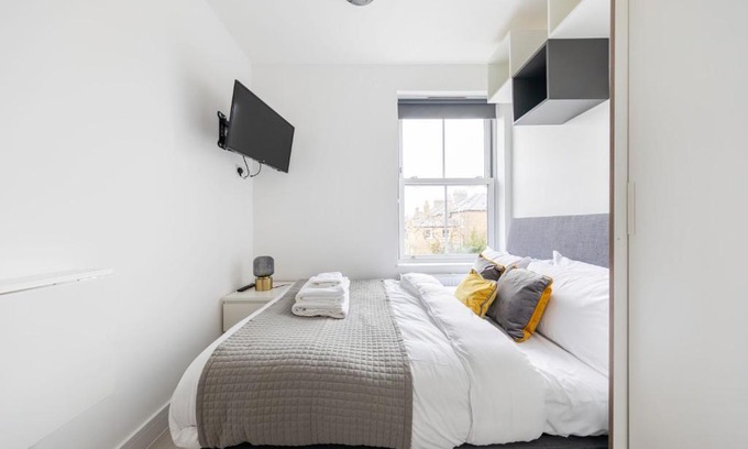 St. George's Apartamento | London Double Bedroom Hotel In Tufnell Park With WiFi