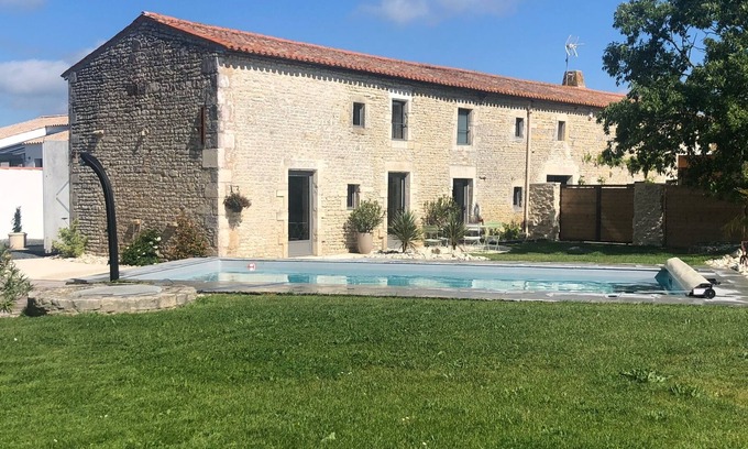 Saint Ouen d'Aunis Casa | Longère 10 min de La Rochelle