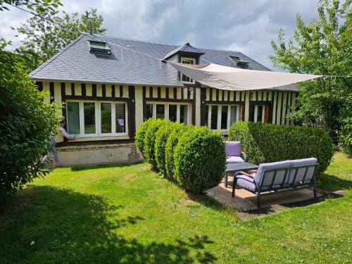 Hermival-les-Vaux Casa | Longère de charme entre campagne et mer