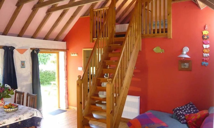 Kilgetty Cabaña | Long barn cottage