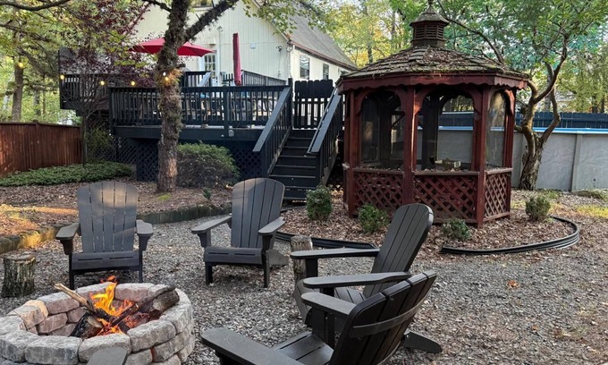 Long Pond Chalet De Esquí | Long Pond Chalet - w/Hot Tub