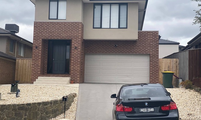 Doreen Casa | Long Stay Discount-30 Minutes to International Airport-ModernHouse-DoreenVic3754