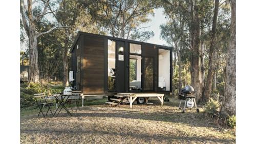 Sailors Hill Casa | Longmore Estate by Tiny Away