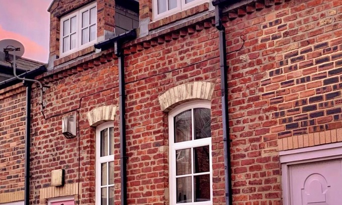 Tynemouth Cabaña | Longsands Hideaway 2-Bed Cottage - Sleeps 4