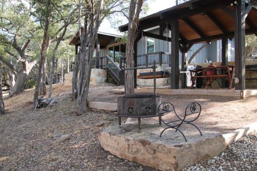Council Creek South Casa | Longview Cabin