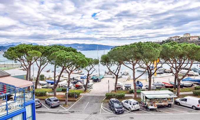 Cadimare Apartamento | Alojamiento de 2 habitaciones en Cadimare