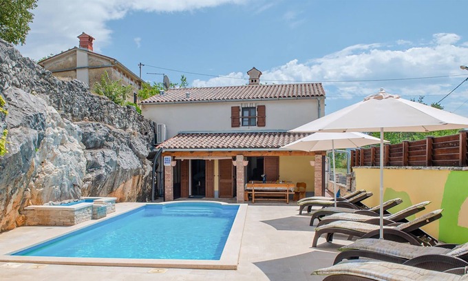 Susnjevica Casa | Alojamiento de 3 habitaciones en Plomin