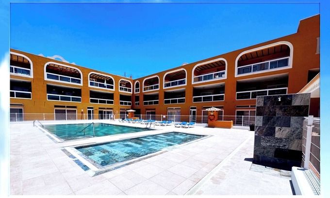 El Cotillo Apartamento | Buscas playa? Ven a CASA GAIA-Solarium privado-PISCINAS -Potente wifi.