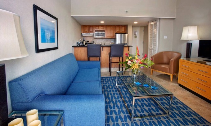 Saint Lawrence Casa | Family Fun at Graeme Hall Nature Sanctuary! 2 Bedroom w/ Kitchen & Free Parking!