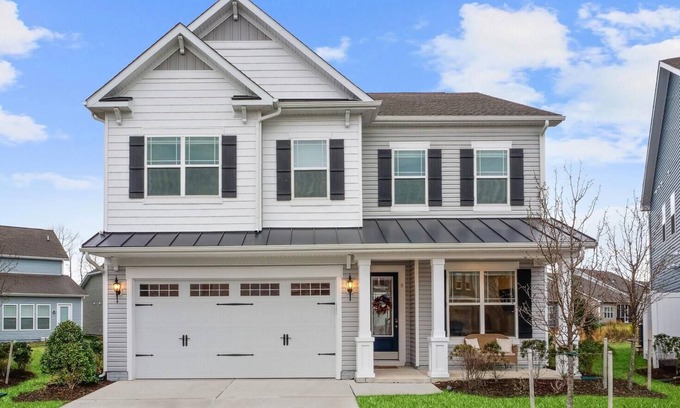 Frankford Casa | Booking for Fall 2025! Discounts available.