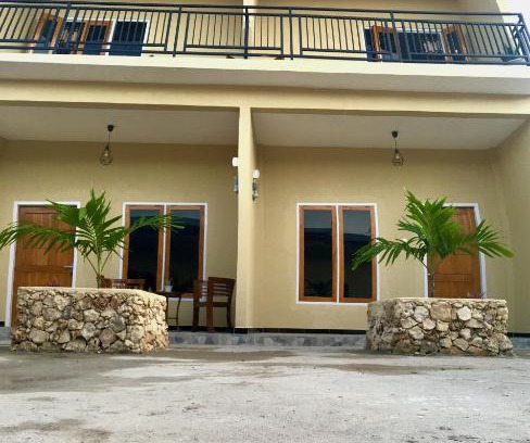 Waingapu Cama Y Desayuno | LOPE HOMESTAY