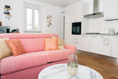Albate Apartamento | Lora diamond Suite ,free parking, self check in,3