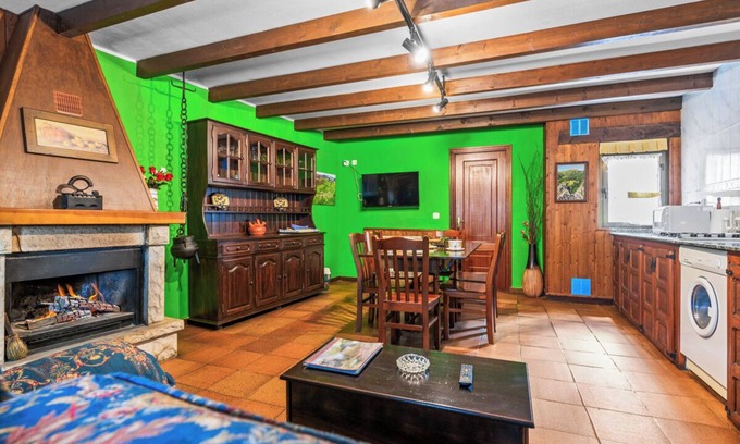 Caunedo Apartamento | Apartamentos Rurales Lorences con vistas a la montaña para 5 personas