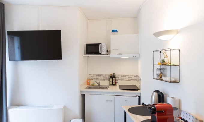 Sainte-Savine Apartamento | LORIS! Studio avec PARKING et TERRASSE à TROYES
