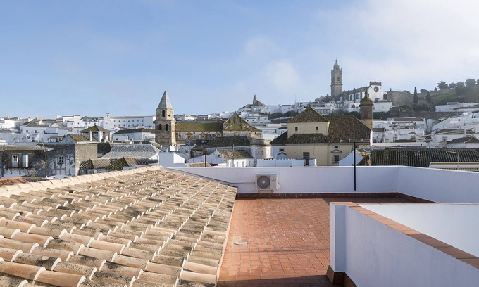 Medina-Sidonia Casa | LOS ALCORNOCALES - Acogedora casa de pueblo con terraza y WiFi gratis.