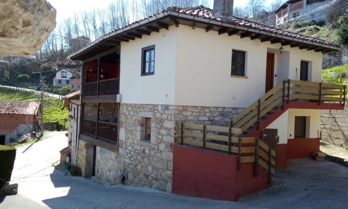 Nieda Chalet De Esquí | Los Balcones de Nieda