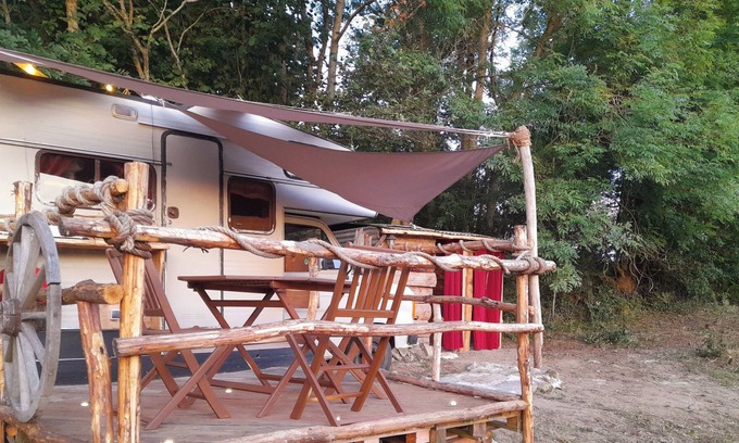 Treignat Casa | Lost in the Forest